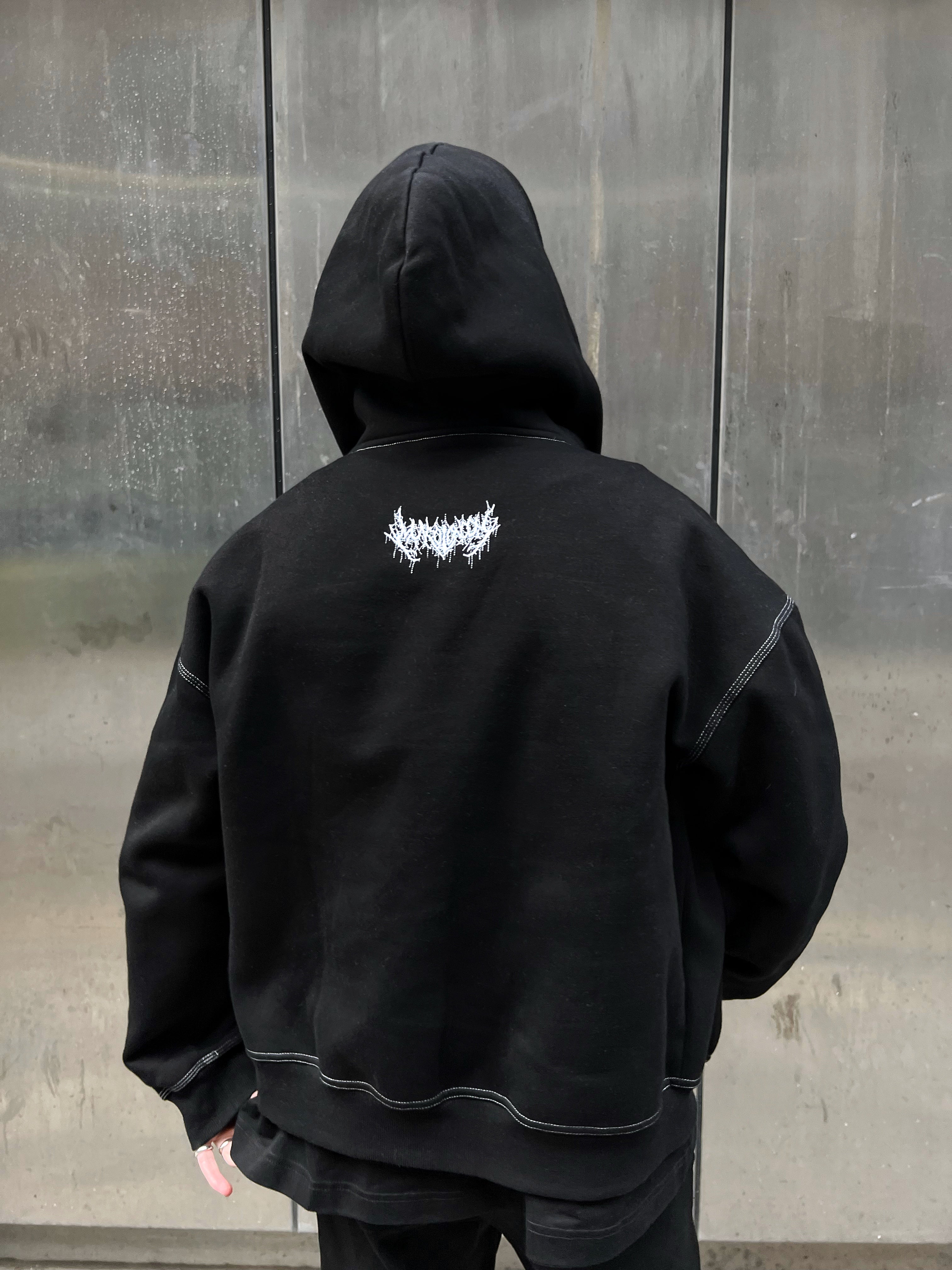 MUNROLONDON™️ CONTRAST ZIP HOODIE