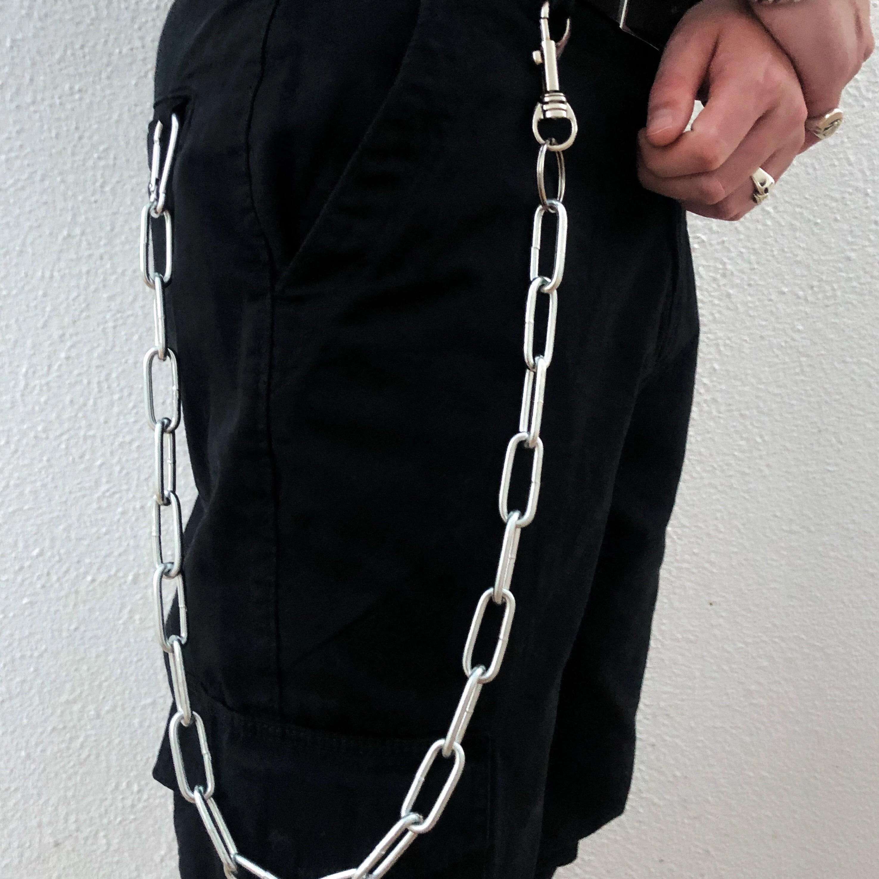 MUNROLONDON™️ POCKET CHAIN