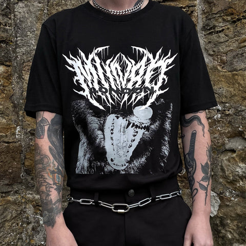 MUNROLONDON™️ THROW ME TO THE WOLVES T-SHIRT